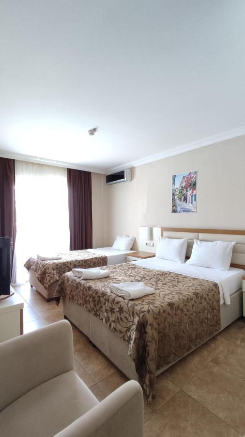 Bitez Risa Hotel Extérieur photo