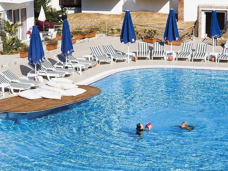 Bitez Risa Hotel Extérieur photo