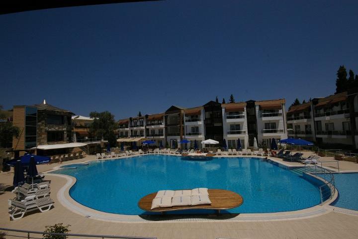 Bitez Risa Hotel Extérieur photo