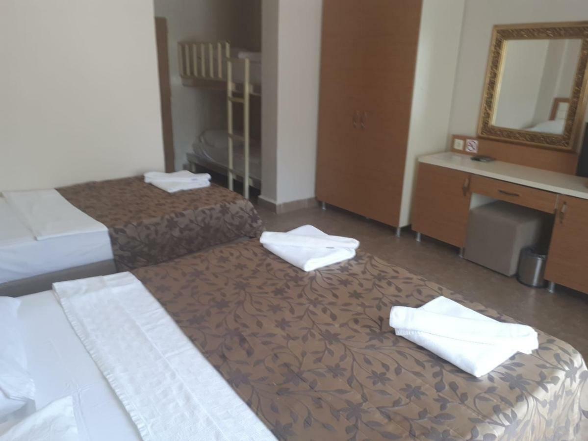 Bitez Risa Hotel Extérieur photo