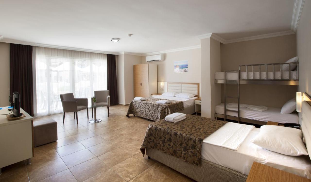 Bitez Risa Hotel Extérieur photo